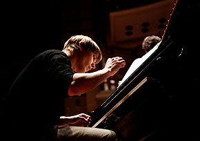 セドリック・ティベルギアン (ピアノ) photo03